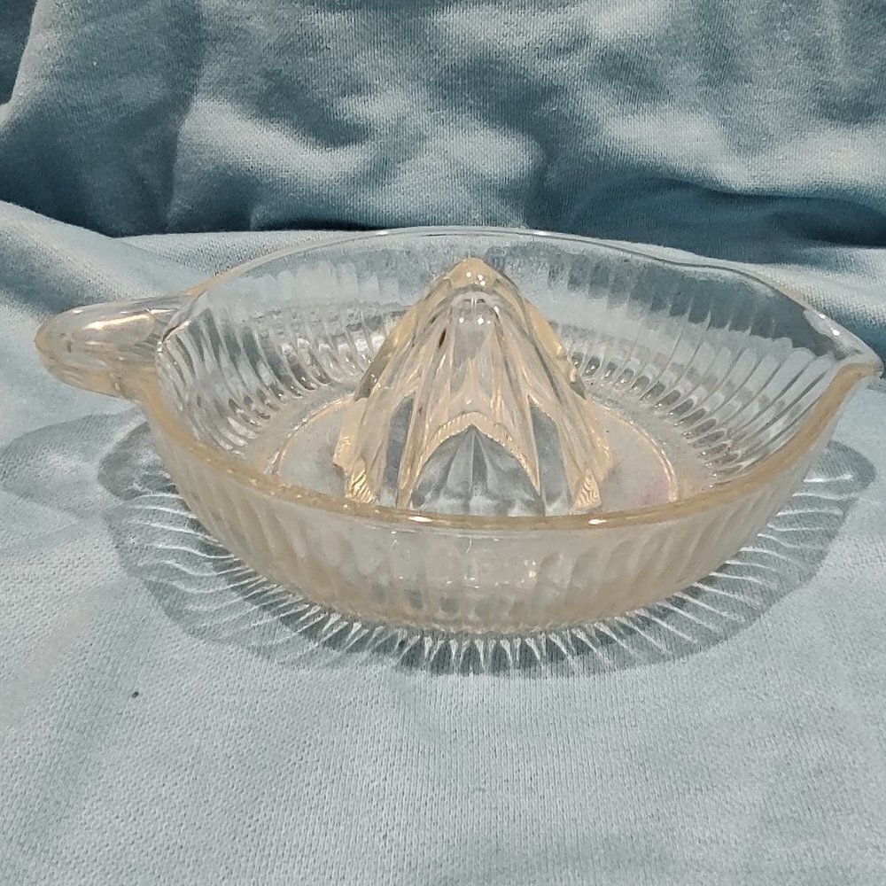Vintage Juicer Glass Clear Pour Spout And Handle